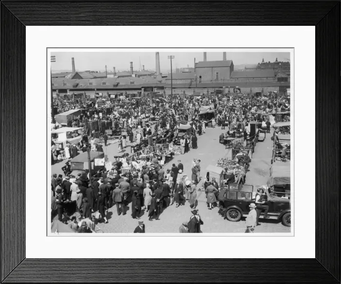 Framed Print : Caledonian Street Market Framed Print : Caledonian Street Market