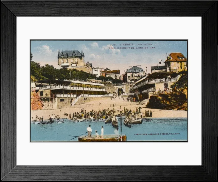 Framed Print : Biarritz / Port Vieux Framed Print : Biarritz / Port Vieux