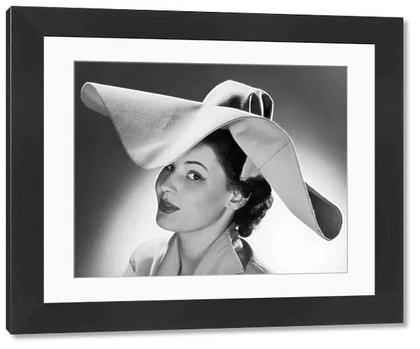 Fashionable 1950S Hat