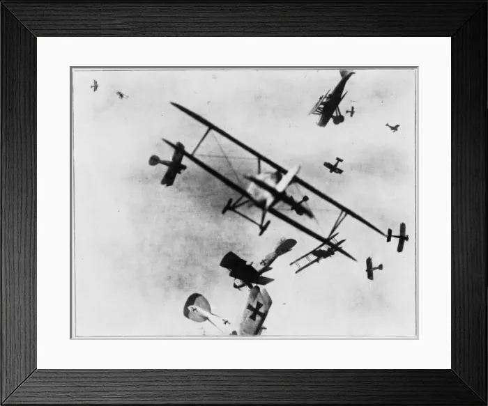 Framed Print : Se5S Vs German Albatross Framed Print : Se5S Vs German Albatross