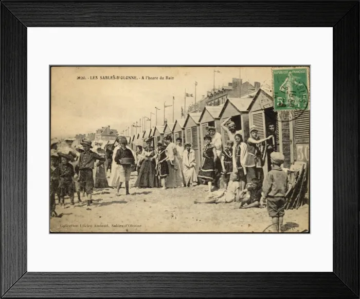 Framed Print : Sables D olonne Beach Framed Print : Sables D olonne Beach
