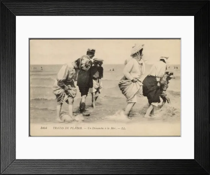 Framed Print : The Pleasure of Paddling Framed Print : The Pleasure of Paddling