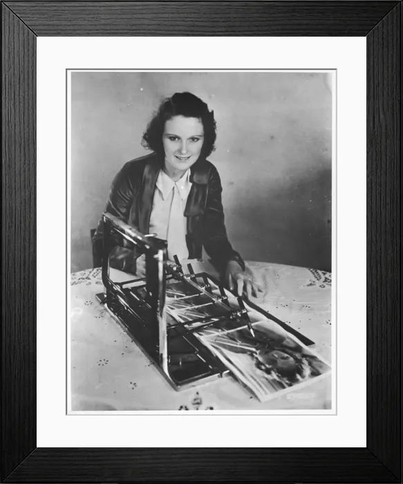 Framed Print : Multiple Autograph Tool Framed Print : Multiple Autograph Tool