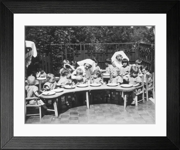 Framed Print : Lunchtime at Nursery Framed Print : Lunchtime at Nursery