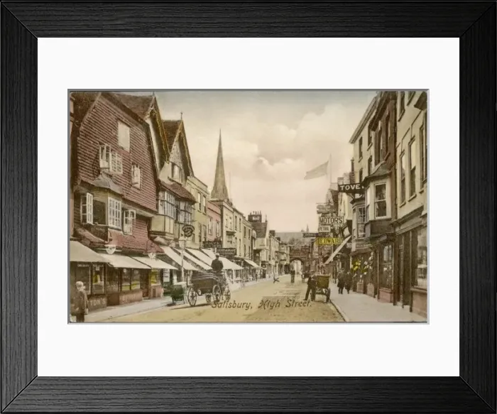 Framed Print : Salisbury / High Street Framed Print : Salisbury / High Street