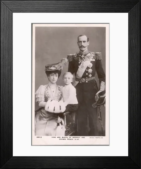 Framed Print : Haakon Vii / Norway / Family Framed Print : Haakon Vii / Norway / Family