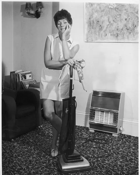 1960S Lady & Vacuum