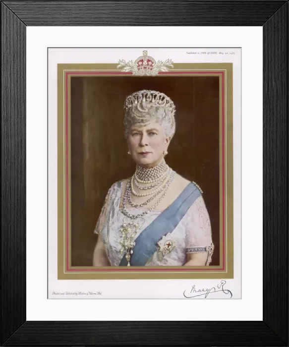 Framed Print : Q Mary / The Queen 1935 Framed Print : Q Mary / The Queen 1935
