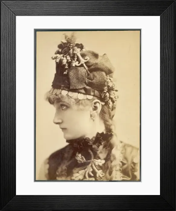 Framed Print : Sarah Bernhardt Framed Print : Sarah Bernhardt
