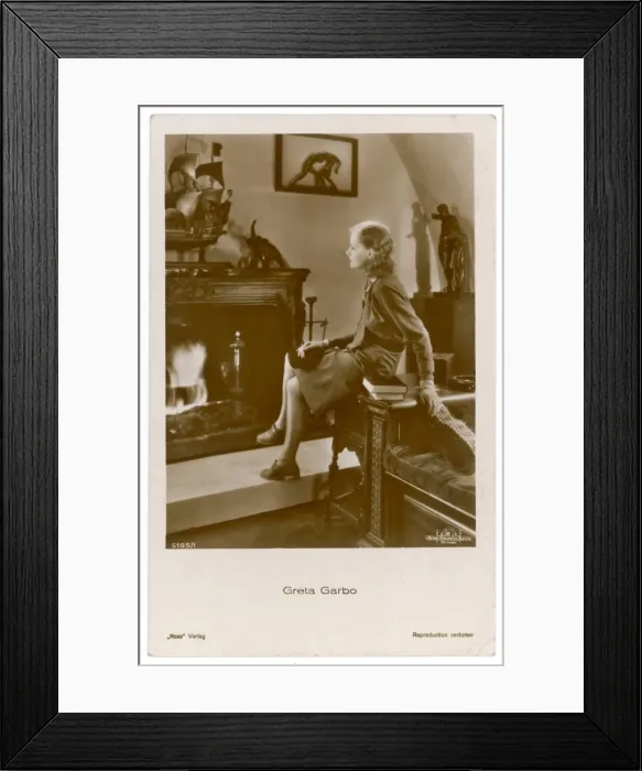 Framed Print : Greta Garbo / Postcard Framed Print : Greta Garbo / Postcard