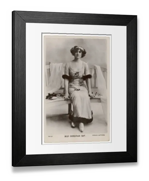 Framed Print : Gabrielle Ray / Beagles Framed Print : Gabrielle Ray / Beagles