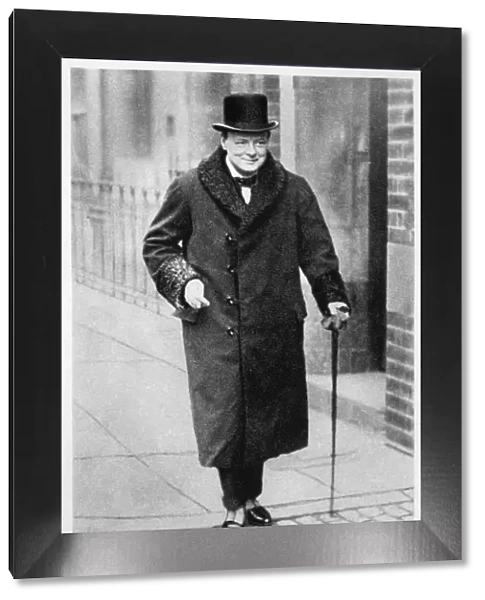 Churchill  /  Smiling  /  1924