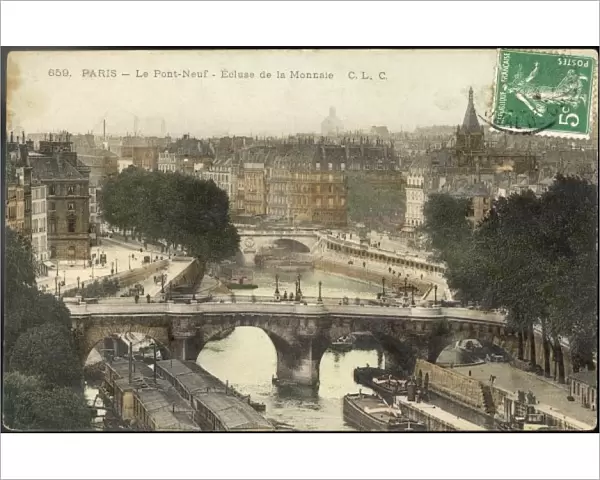 Paris  /  Seine  /  Pont Neuf