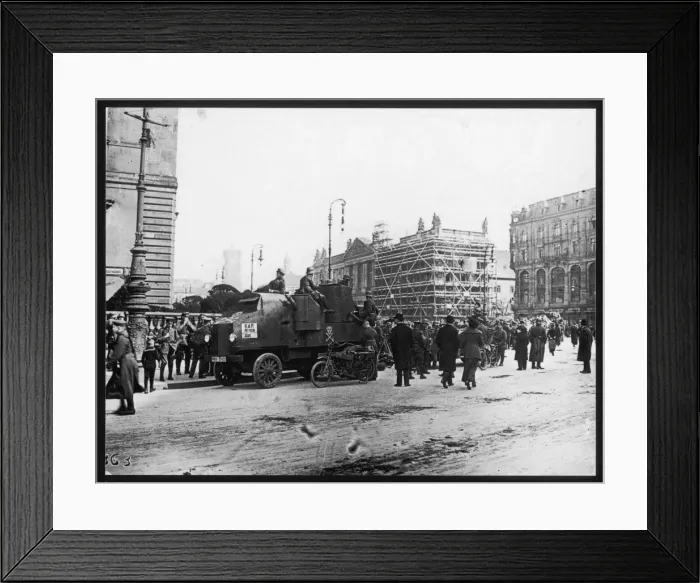 Framed Print : Freikorps / Berlin Castle Framed Print : Freikorps / Berlin Castle