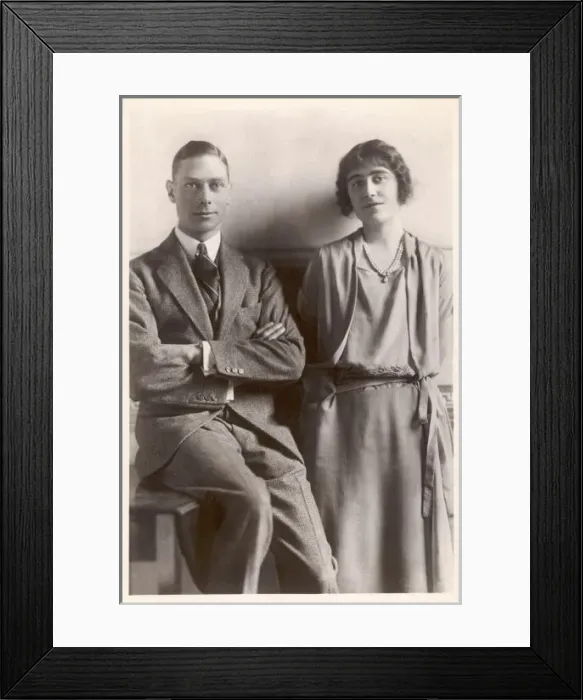 Framed Print : George Vi / Wife / Informal Framed Print : George Vi / Wife / Informal