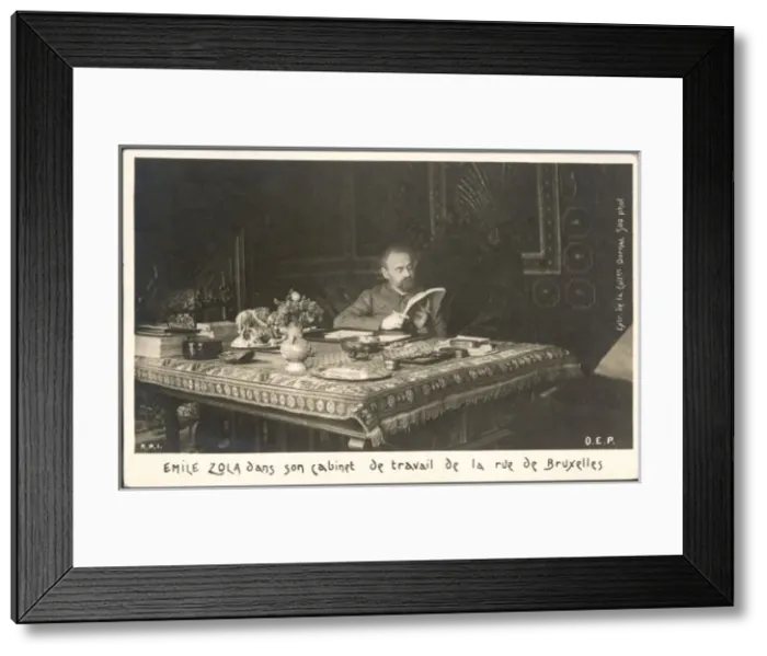 Framed Print : Zola / Dornac Photo Framed Print : Zola / Dornac Photo