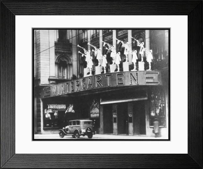 Framed Print : Wintergarten / Berlin Framed Print : Wintergarten / Berlin