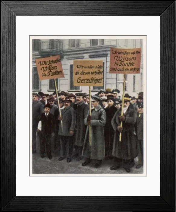 Framed Print : Demo / Wilsons 14 Points Framed Print : Demo / Wilsons 14 Points