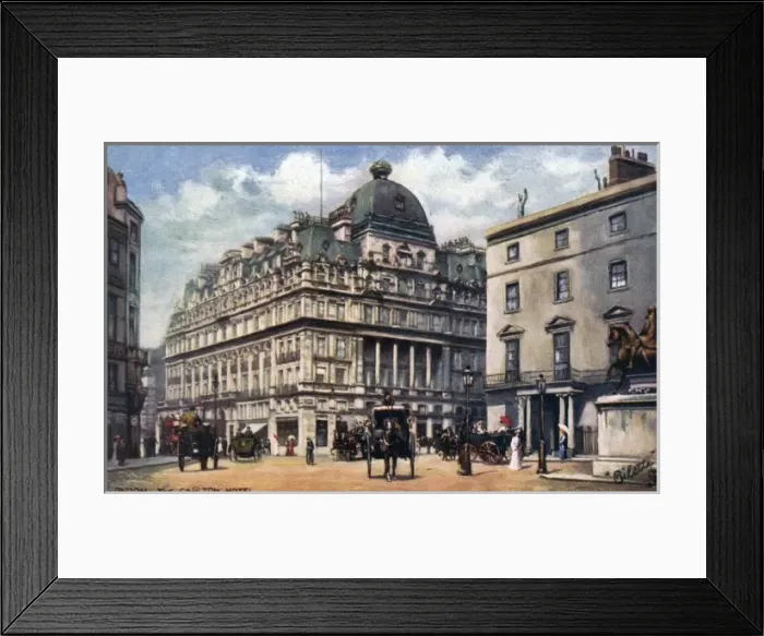 Framed Print : Carlton Hotel / London Framed Print : Carlton Hotel / London