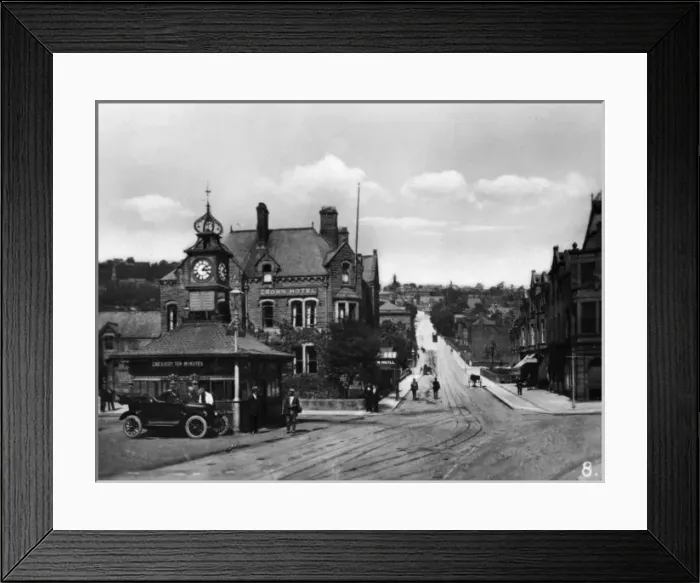 Framed Print : Bank and Crown Hotel, Matlock, Derbyshire Framed Print : Bank and Crown Hotel, Matlock, Derbyshire