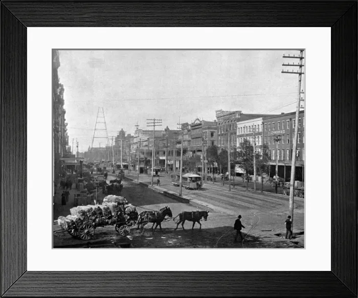 Framed Print : USA / New Orleans / Street Framed Print : USA / New Orleans / Street
