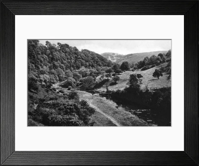 Framed Print : View of Chee Dale, Derbyshire Framed Print : View of Chee Dale, Derbyshire
