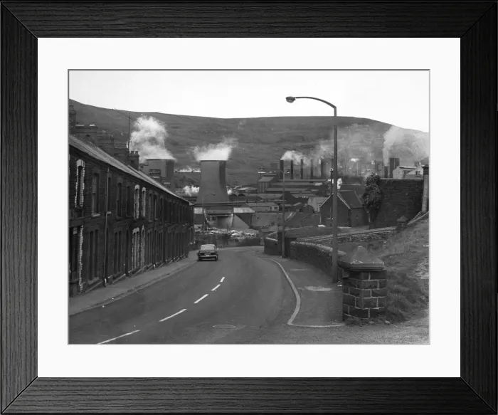 Framed Print : Steelworks / Wales / 1974 Framed Print : Steelworks / Wales / 1974