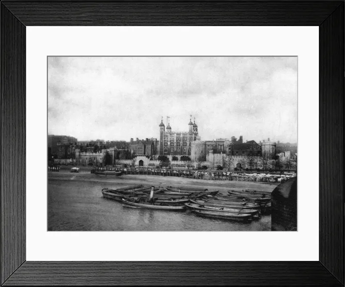 Framed Print : London / Tower / 1890 / Photo Framed Print : London / Tower / 1890 / Photo