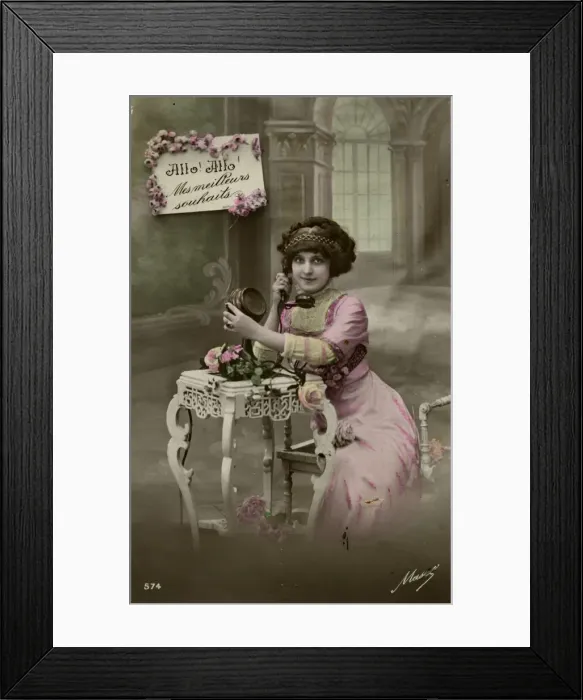 Framed Print : ALLO ! ALLO Framed Print : ALLO ! ALLO