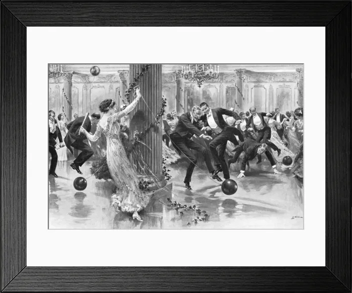 Framed Print : Game / Balloon Football Framed Print : Game / Balloon Football