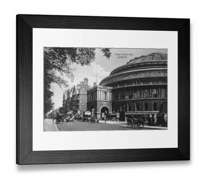 Framed Print : Albert Hall / 1910 Framed Print : Albert Hall / 1910