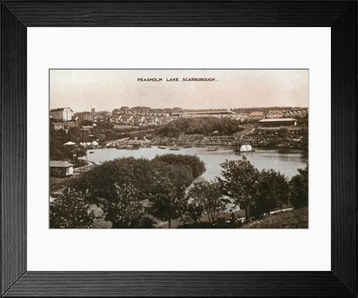 Framed Print : Peasholm Lake and Park, Scarborough, North Yorkshire Framed Print : Peasholm Lake and Park, Scarborough, North Yorkshire