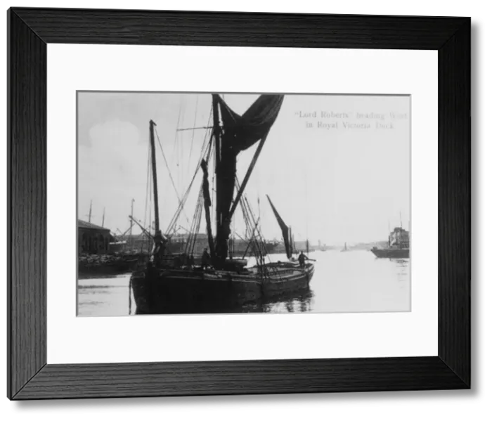 Framed Print : Thames Barge Framed Print : Thames Barge