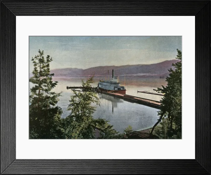 Framed Print : Canada / Lake Okanagan Framed Print : Canada / Lake Okanagan