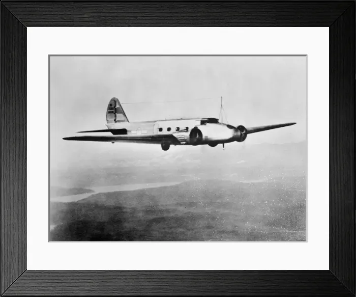 Framed Print : Trans-Atlantic Aeroplane Framed Print : Trans-Atlantic Aeroplane