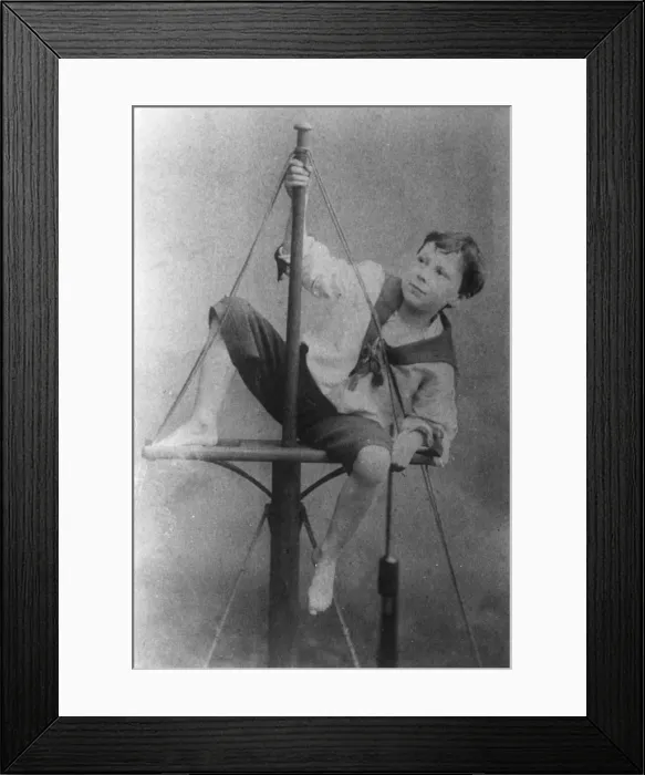 Framed Print : Bertrand Russell Framed Print : Bertrand Russell