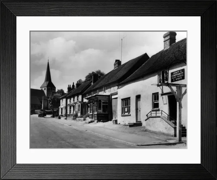 Framed Print : England / South Harting Framed Print : England / South Harting