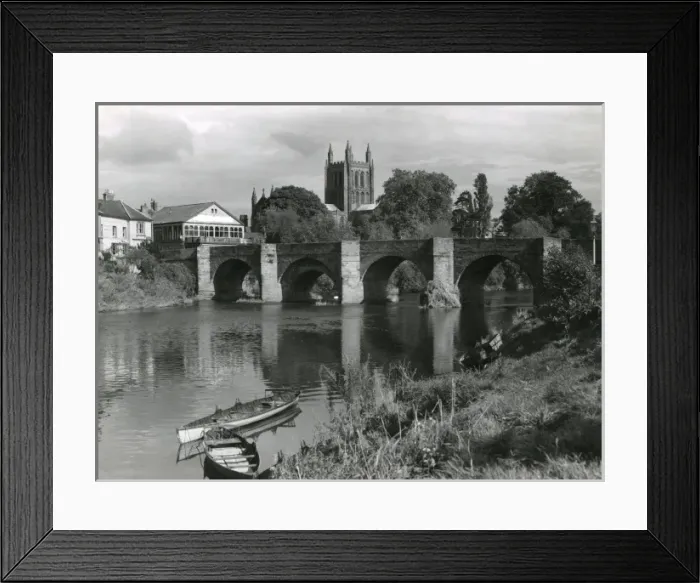 Framed Print : Hereford Bridge Framed Print : Hereford Bridge