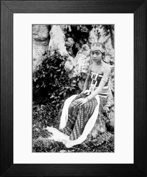 Framed Print : Javanese Girl Dancer Framed Print : Javanese Girl Dancer
