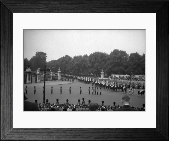 Framed Print : Trooping the Colour - Queen Victoria Memorial Framed Print : Trooping the Colour - Queen Victoria Memorial