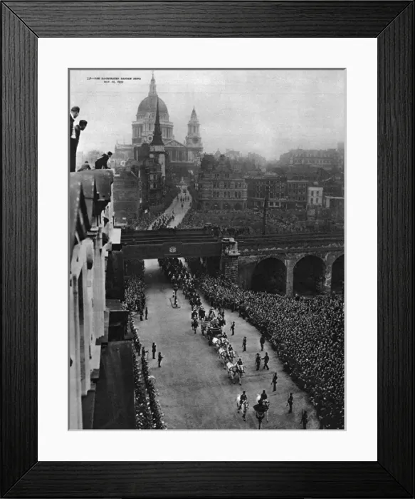 Framed Print : Royal procession leaving St Pauls Cathedral, London Framed Print : Royal procession leaving St Pauls Cathedral, London