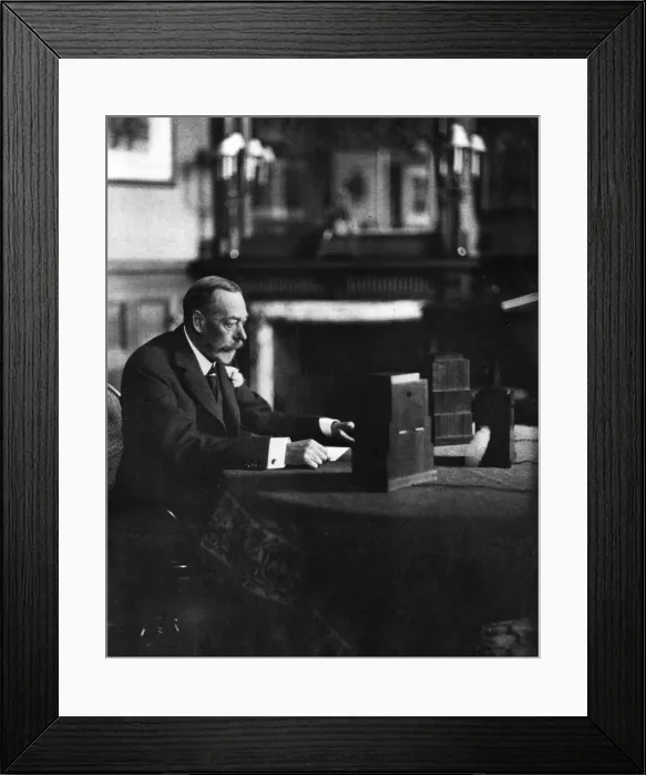 Framed Print : George V Christmas radio broadcast Framed Print : George V Christmas radio broadcast