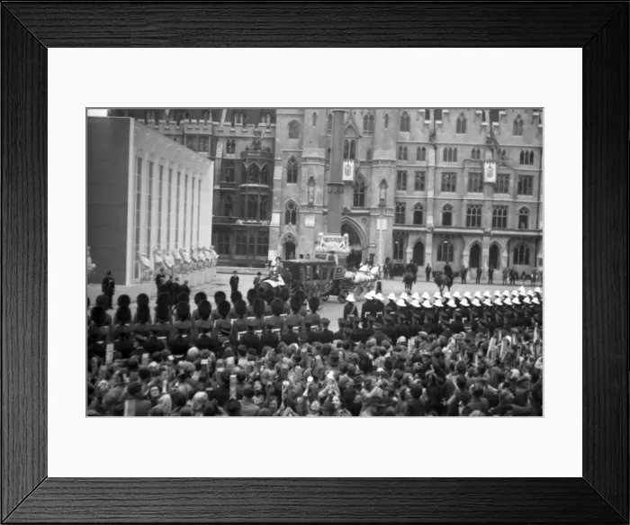 Framed Print : Coronation. Irish State Coach leaves Abbey Framed Print : Coronation. Irish State Coach leaves Abbey