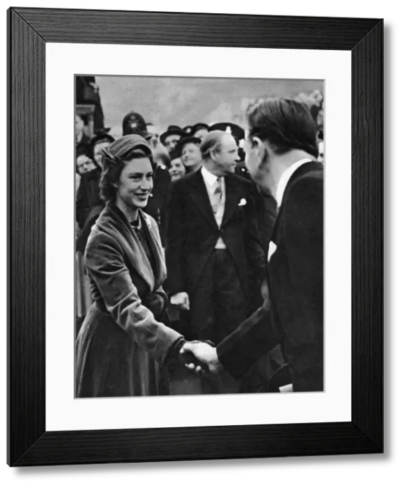 Framed Print : Royal visit to Festival of Britain, South Bank, London Framed Print : Royal visit to Festival of Britain, South Bank, London