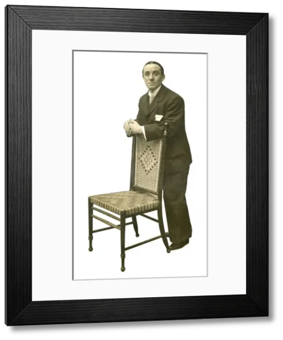 Framed Print : Dan Leno, born George Wild Galvin (1860 - 1904), British music hall comedian. Date: c.1895 Framed Print : Dan Leno, born George Wild Galvin (1860 - 1904), British music hall comedian. Date: c.1895