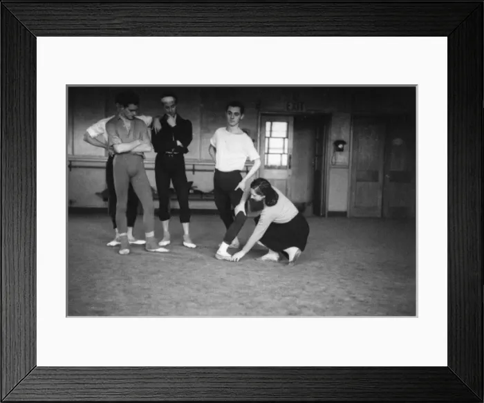 Framed Print : Ballet dancers training Framed Print : Ballet dancers training