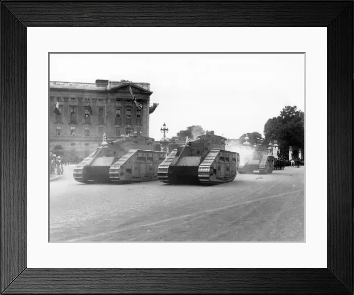 Framed Print : Peace Day Celebrations outside Buckingham Palace Framed Print : Peace Day Celebrations outside Buckingham Palace