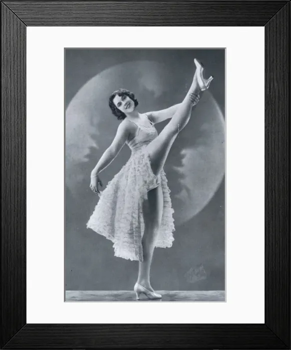 Framed Print : Genevieve Irvin Framed Print : Genevieve Irvin