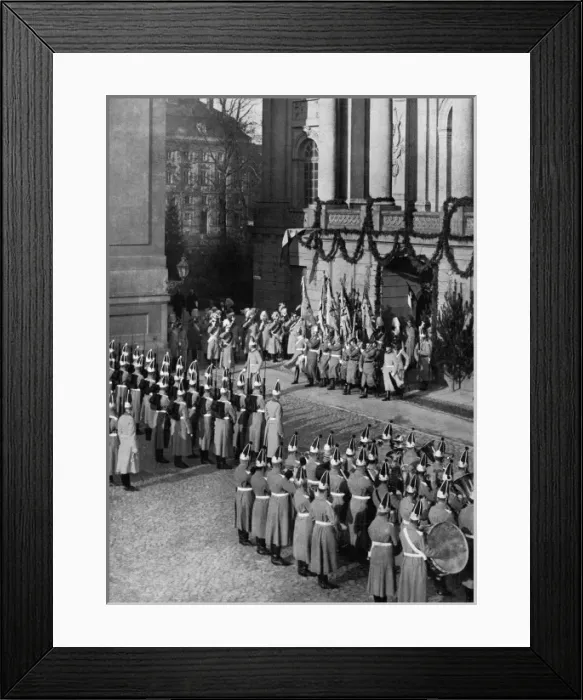 Framed Print : Swearing in of army recruits at Potsdam, 1913 Framed Print : Swearing in of army recruits at Potsdam, 1913