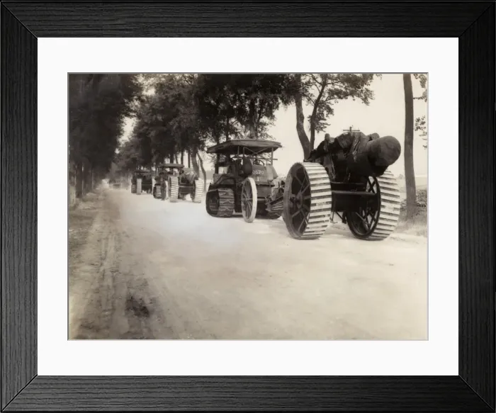 Framed Print : Tractors transporting heavy artillery, WW1 Framed Print : Tractors transporting heavy artillery, WW1